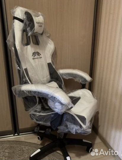 Компьютерное кресло/игровое (с массажем )