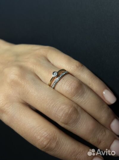 Золотое кольцо с бриллиантами