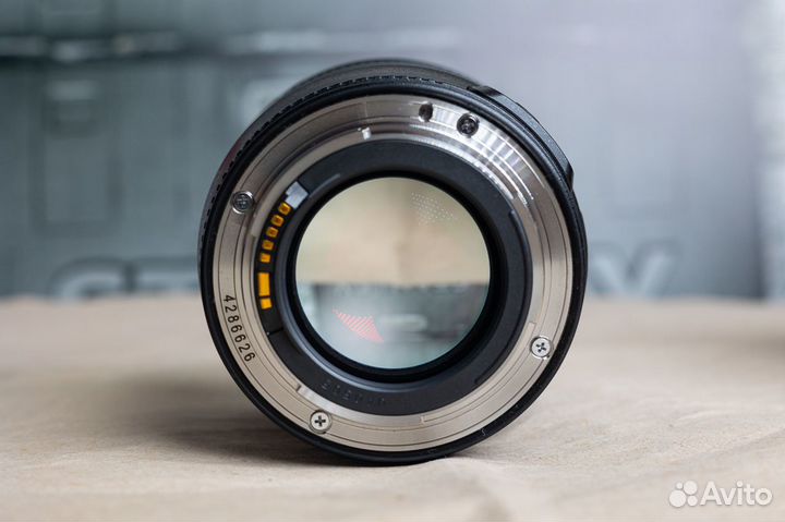 Объектив Canon EF 24mm f/1.4L II USM+