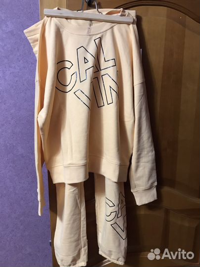 Спортивный костюм женский calvin klein