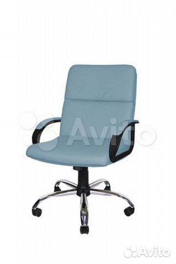 Офисное кресло