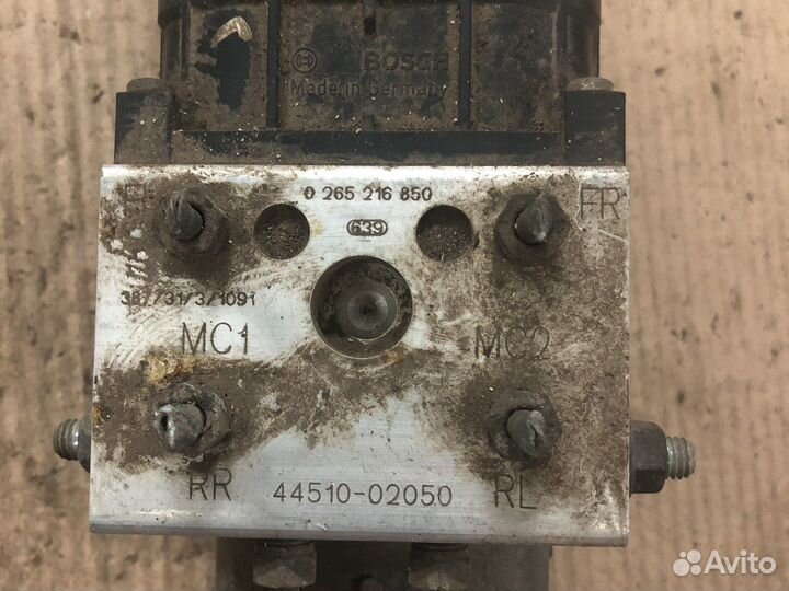 Toyota corolla 120 блок абс