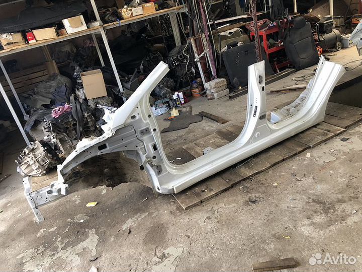 Порог левый с лонжероном Hyundai Solaris 1