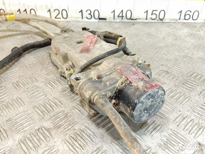 Моторчик стояночного тормоза Lexus Ls 2006-2017