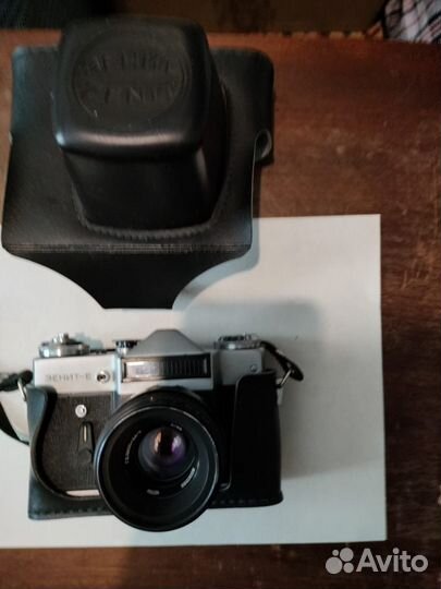 Плёночный фотоаппарат Зенит Е