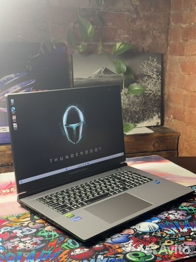 Thunderobot 17.3 RTX 3060/Core i5 12450H/144гц