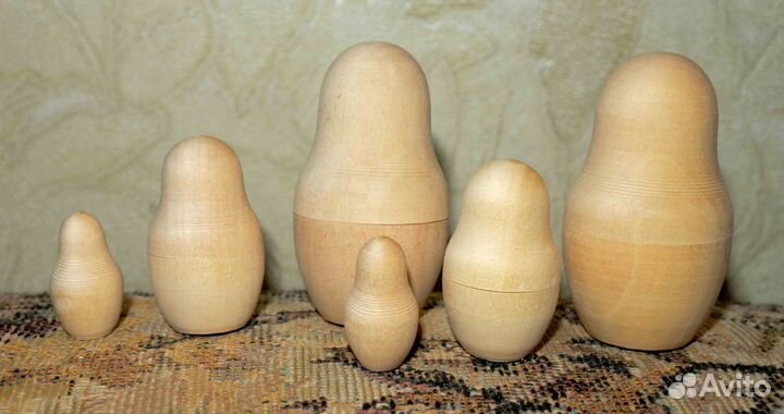 Маленькая матрешка деревянная трехместная