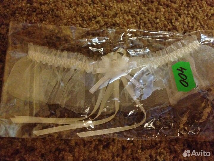 Свадебная подвязка на ножку