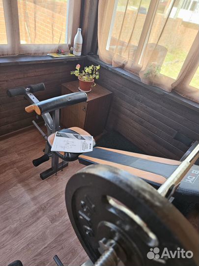 Складная скамья под штангу с партой для бицепса