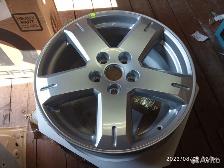 Диск литой оригинал Mopar Dodge Journey 19