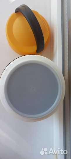 Термос 1 л б/у