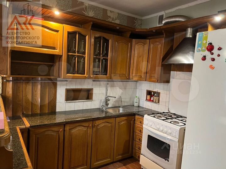 4-к. квартира, 111 м², 1/2 эт.