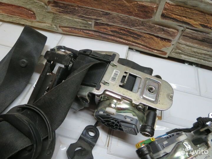 Ремень безопасности передний Mercedes w212