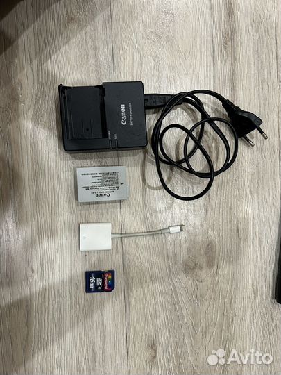 Зеркальный фотоаппарат canon 600d