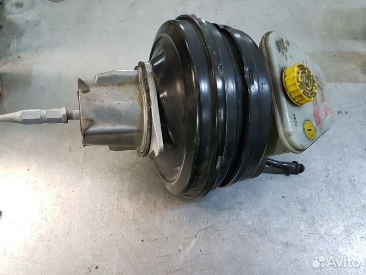 Вакуумный усилитель тормозов Audi A8 D3 4E1612105E