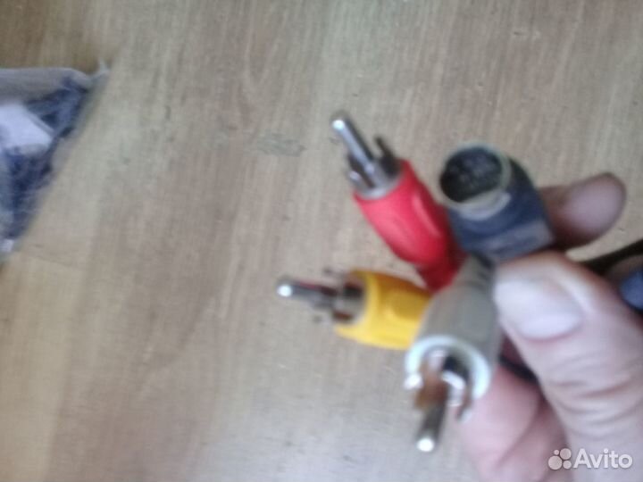 Кабель S-video папа-папа 2м. и на тюльпан