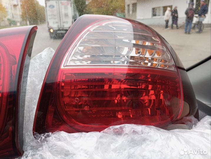 Задние фонари калдина 210-215 caldina 215