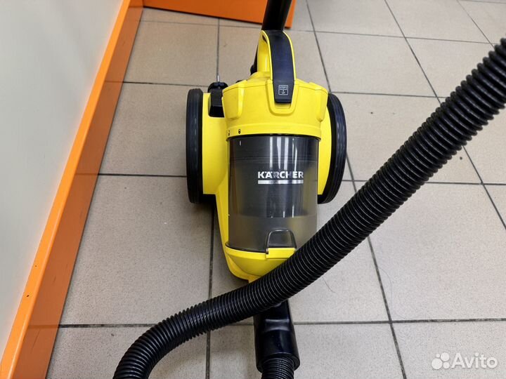 Пылесос Karcher VC 3 Floor (Зав)