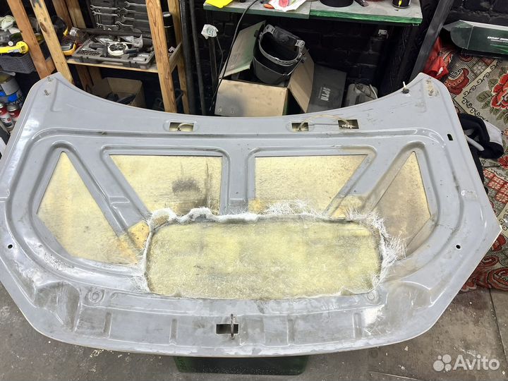 Стеклопластиковый Капот калина 2 / гранта