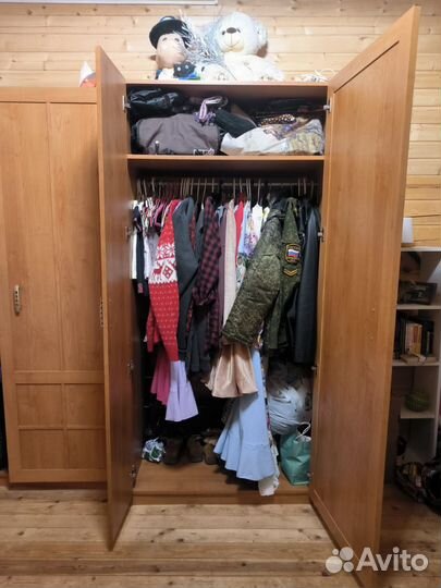 Шкаф распашной