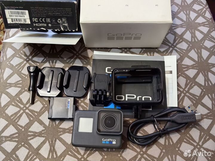 Камера GoPro Hero 6 black + 3 запасные батареи