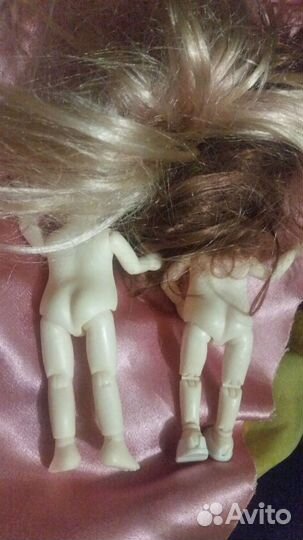 Две баболи подружки куколки