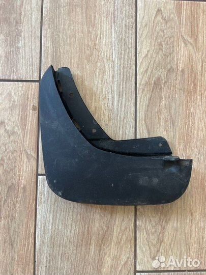 Брызговик задний левый Audi Q3 С 2011 По 2018 Год