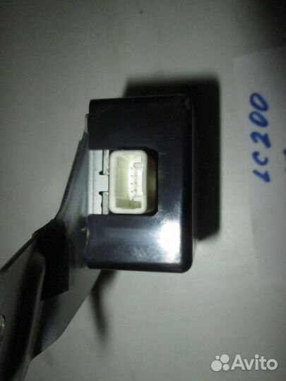 Блок управления дверями (Toyota Land Cruiser)