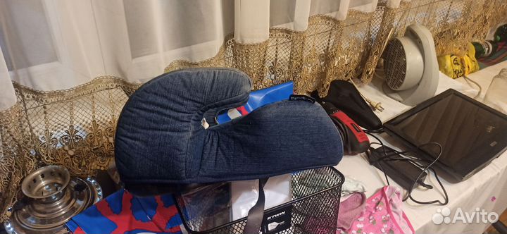 Автокресло бустер с ремнями