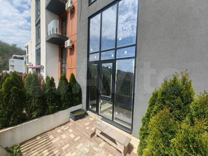 2-к. апартаменты, 50,7 м², 1/3 эт.