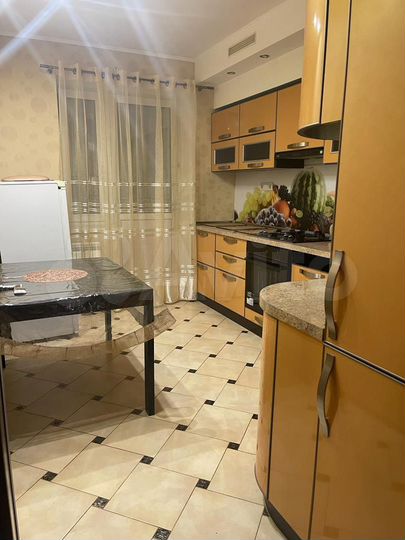 2-к. квартира, 70 м², 5/10 эт.