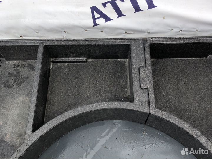 Кейс багажника седан Focus 3