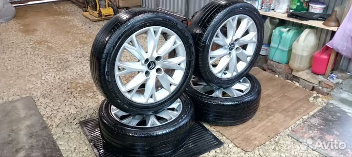 Колеса в сборе r17 летние