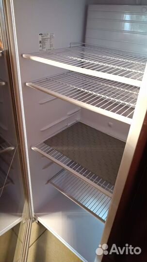 Холодильник витрина