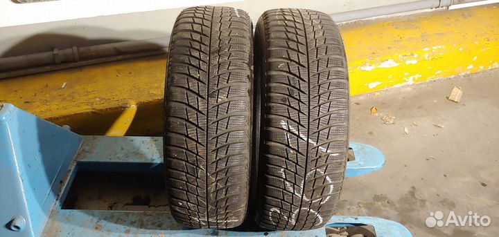Bridgestone Blizzak LM-001 205/55 R17 95H
