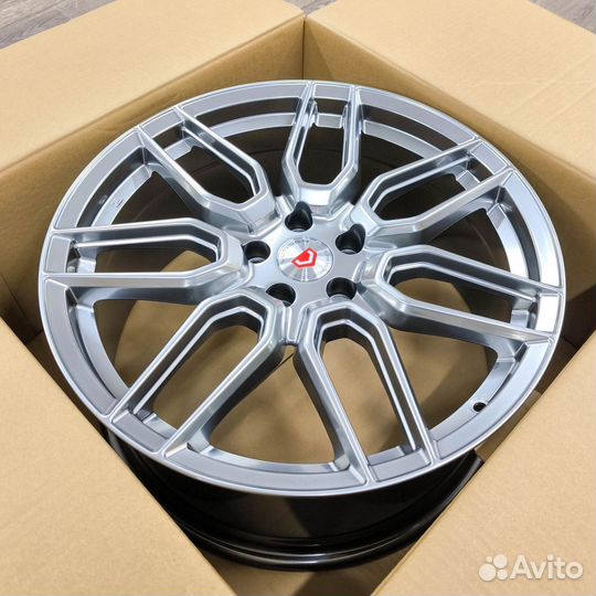 Диски R19 Vossen на Chery Tiggo