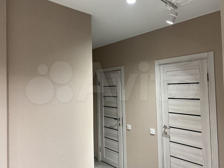 2-к. квартира, 67,7 м², 8/16 эт.