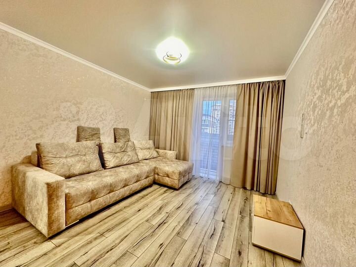 2-к. квартира, 48 м², 8/19 эт.