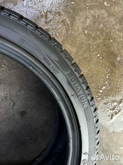 Tigar Winter 1 205/45 R17