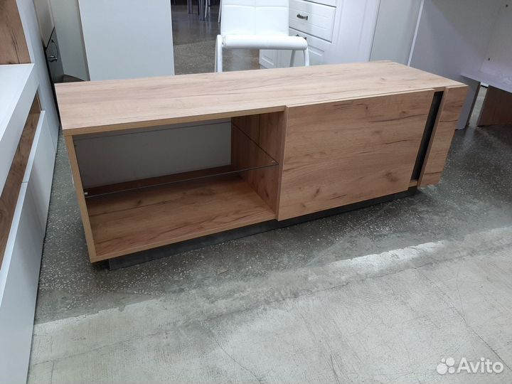 Тумба тв 1,3 м дуб золотой