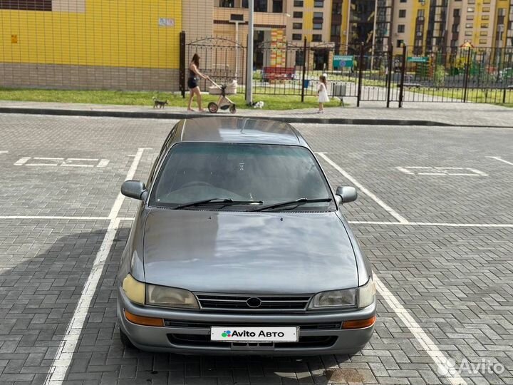 Toyota Corolla 1.5 AT, 1992, 300 000 км