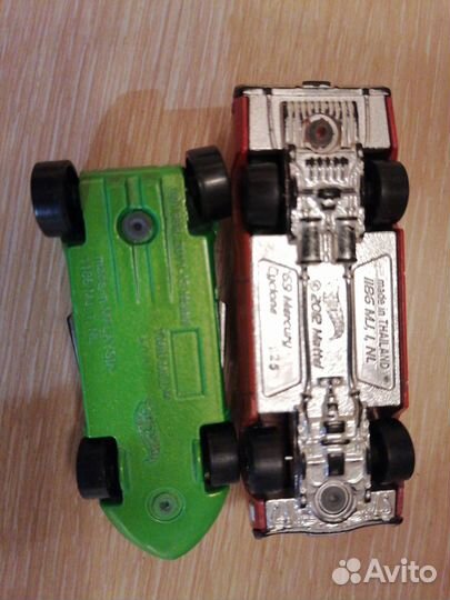 Hot wheels машинки