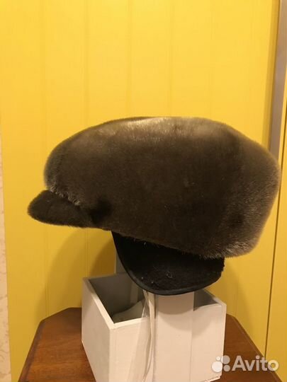 Меховая мужская кепка
