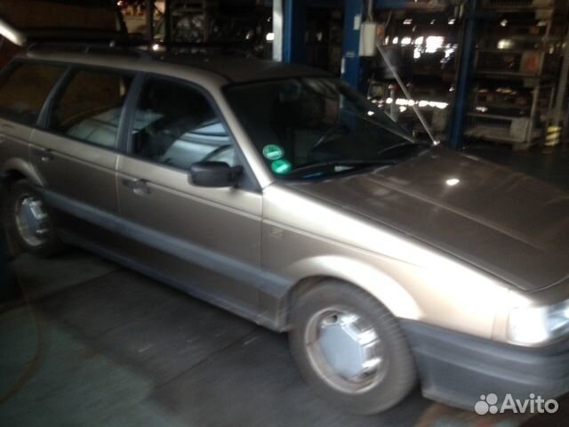 Разбор на запчасти Volkswagen Passat 3 1988-1993