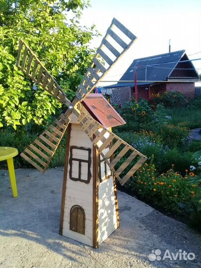Мельница декоративная