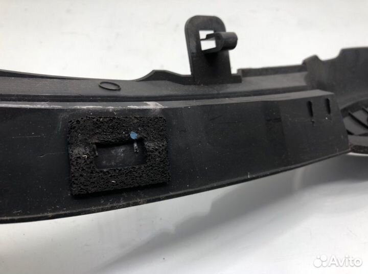 Решетка радиатора 8A618200BC Ford Fiesta 6 (2009-2