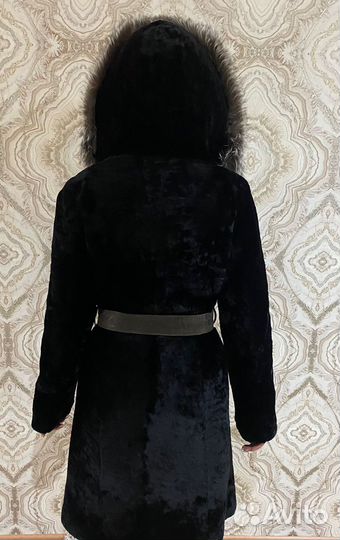 Шуба мутоновая с капюшоном