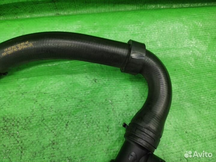 Патрубок радиатора нижний 2.0 VW Tiguan 2007-2016