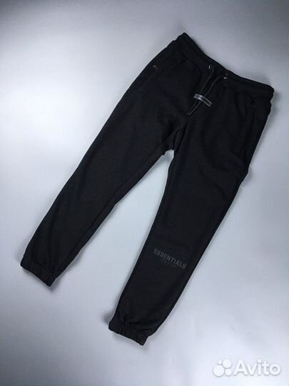 Спортивный костюм Essentials р48/52