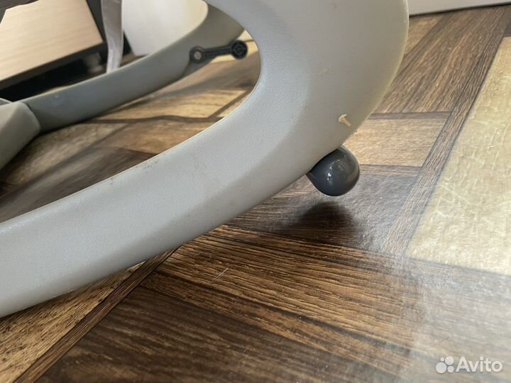 Шезлонг детский